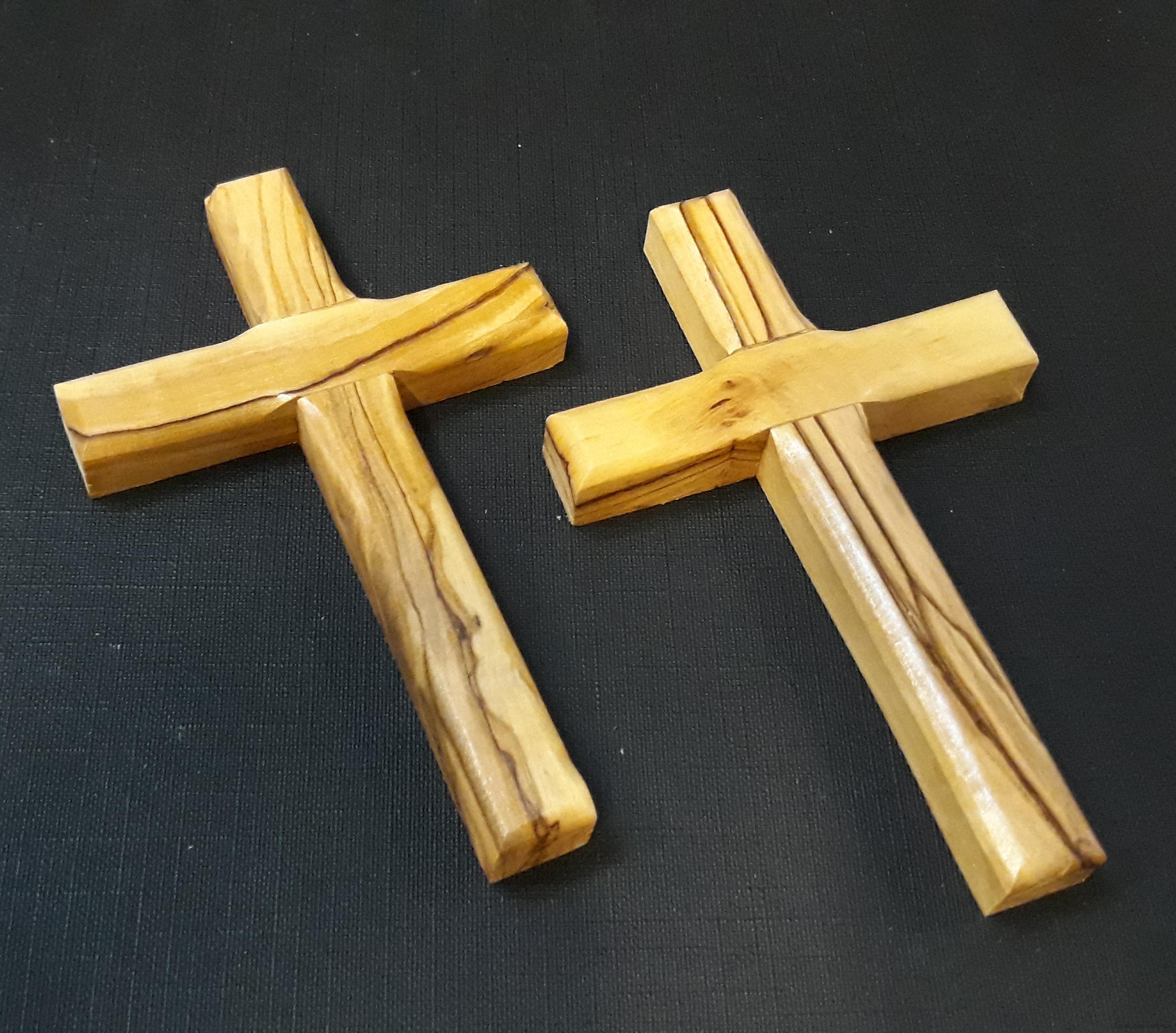 Kříž - olivové dřevo (12 cm)
