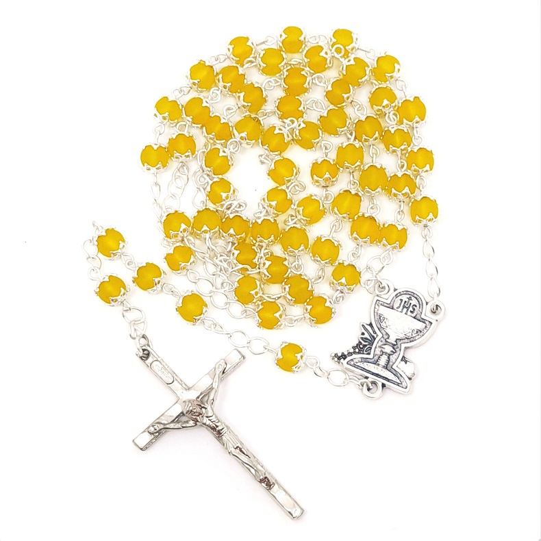 Růženec s Eucharistickým motivem - žlutý s kaplíky
