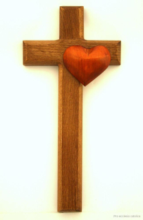 Kříž - Srdce (dřevořezba)